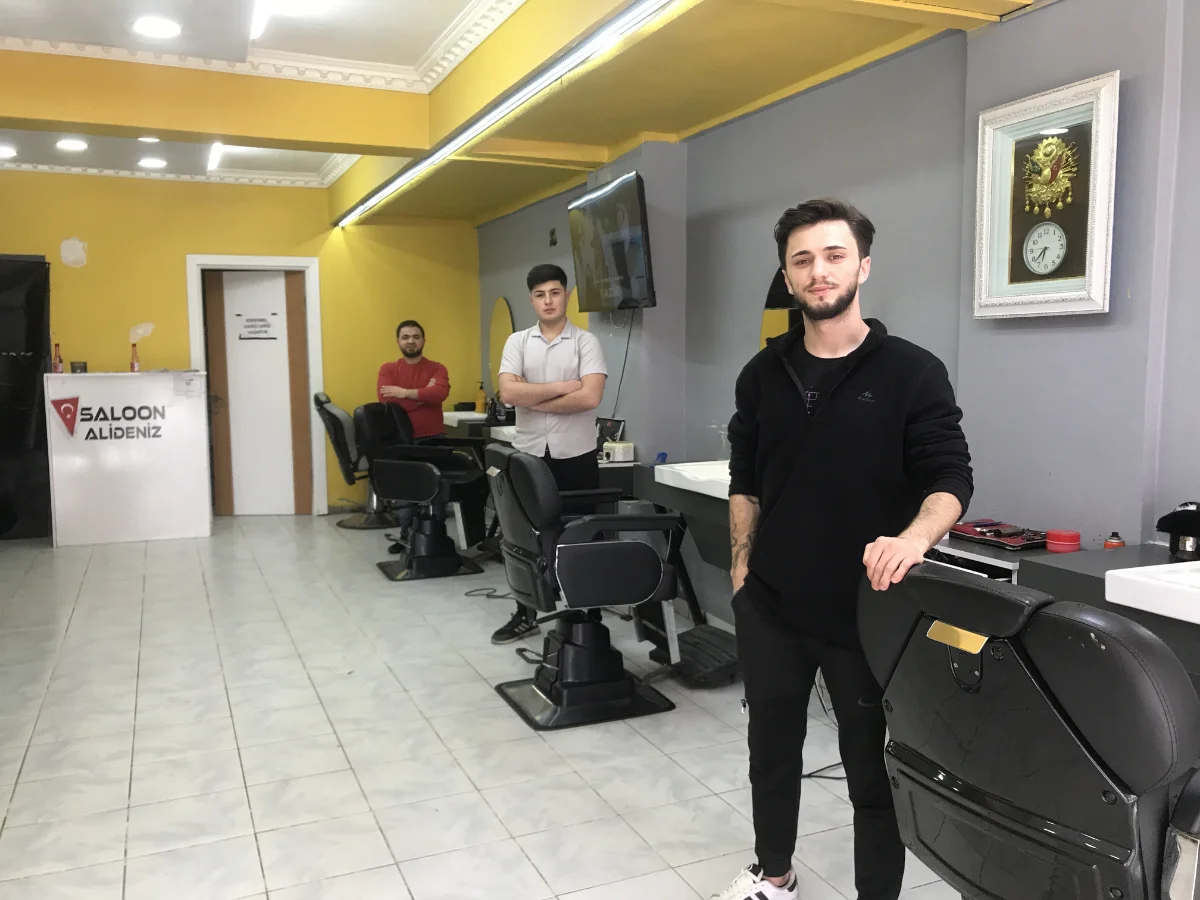 Tekirdağ Kapaklı Saloon Deniz | Erkek Kuaförü | Randevu Alın